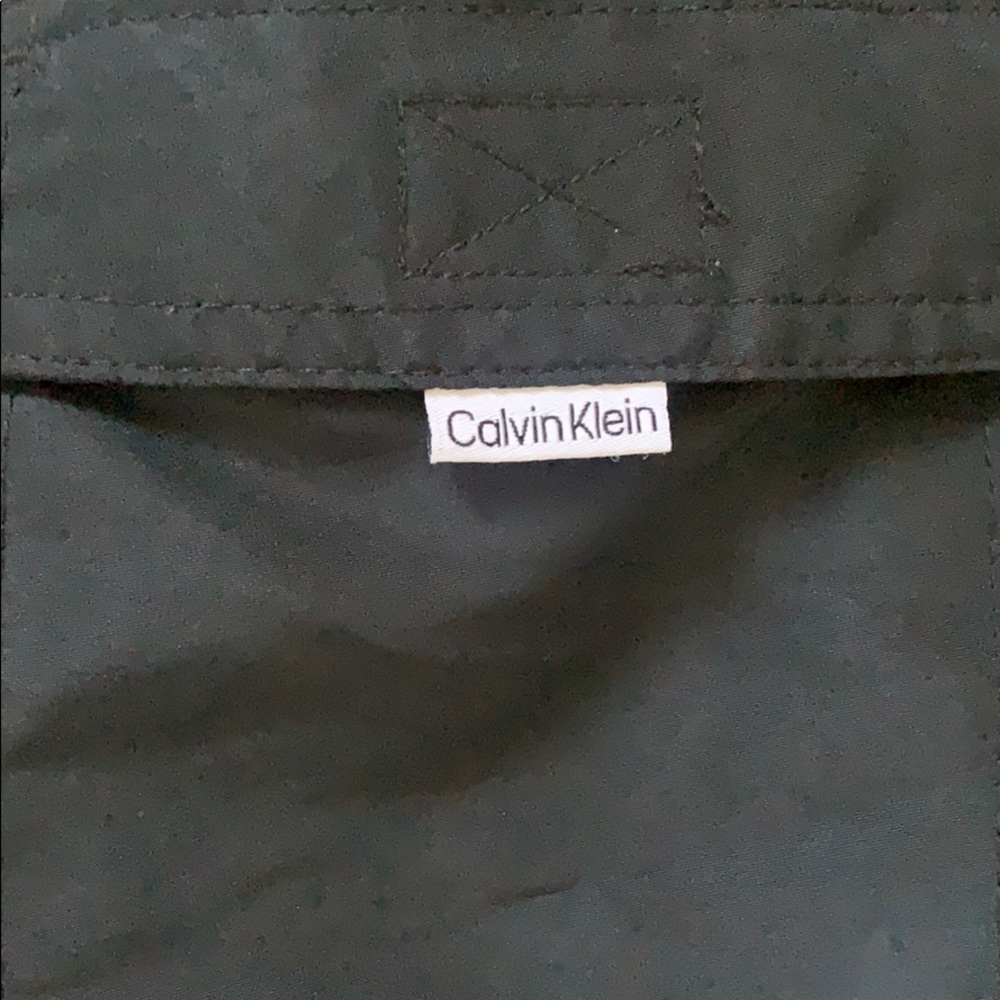 Calvin Klein - Picture 4 of 4